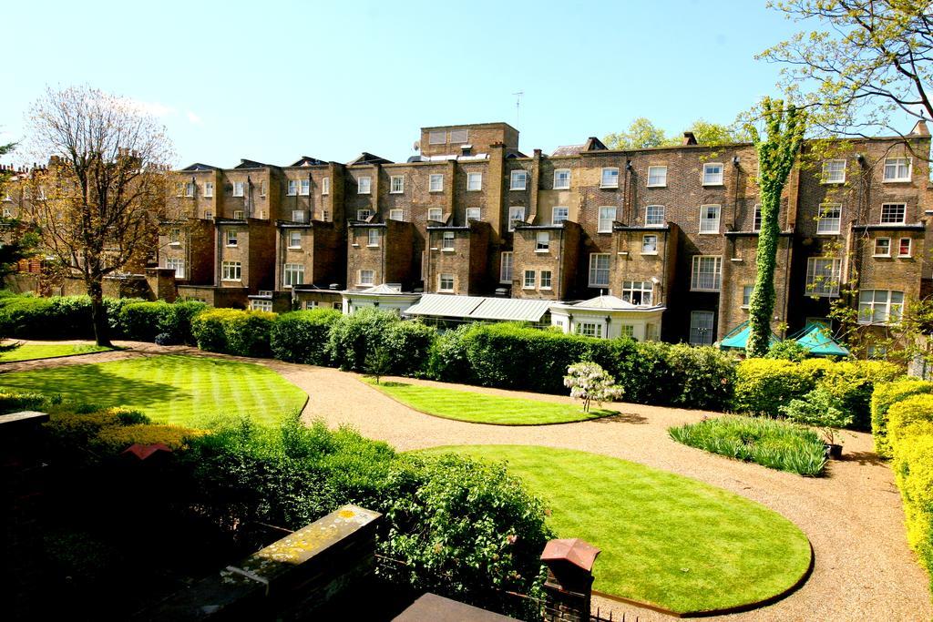The Penn Club Bed & Breakfast London Exterior photo